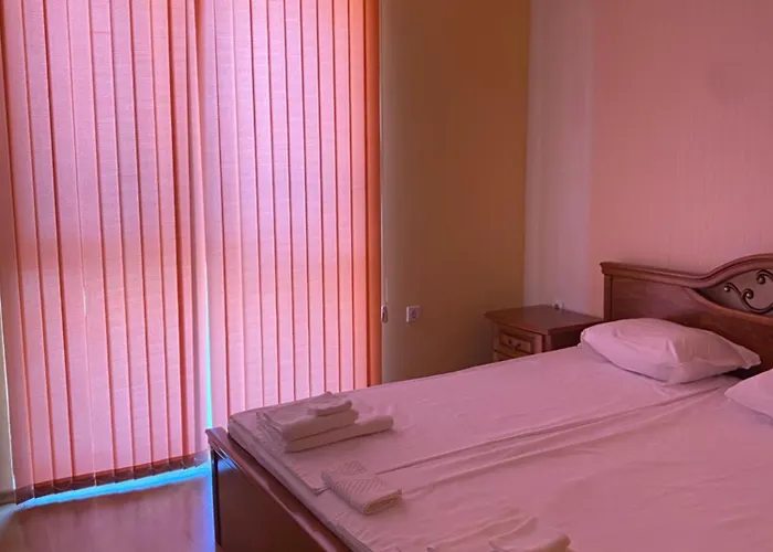 Sunny 2 Slăntjev Brjag