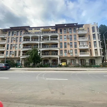 Апартамент Sunny 2